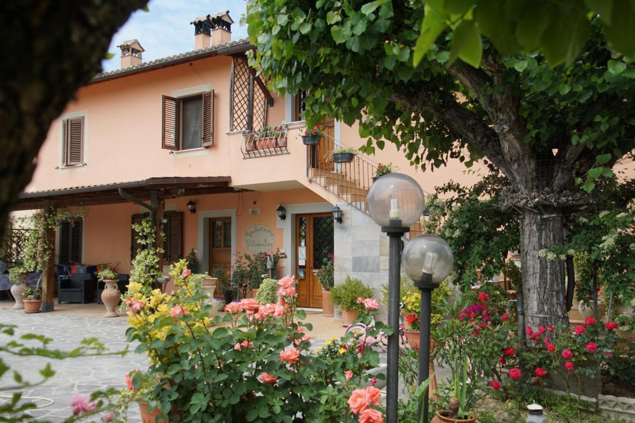Agriturismo L'Ulivo In Fiore Spoleto Exterior photo