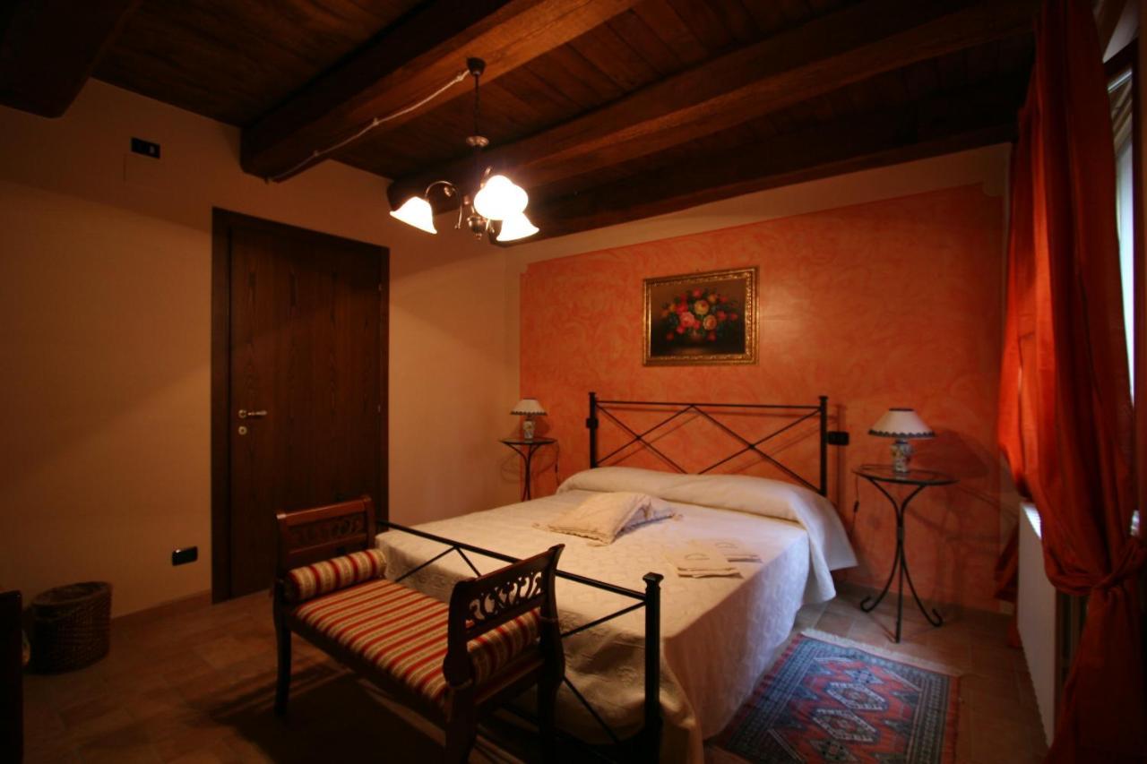 Agriturismo L'Ulivo In Fiore Spoleto Exterior photo